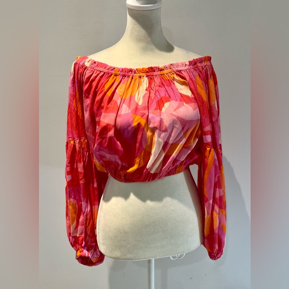 NWT Olia Off The Shoulder Peasant Crop Top‎ Shirt Size Small Bright Pink Orange